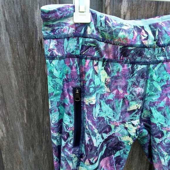 Lululemon print leggings mesh inserts zip pockets - Picture 2 of 8